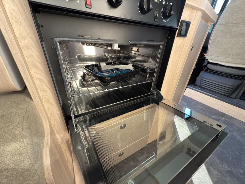 2025 Elddis Autoquest CV20 60th Anniversary Edition