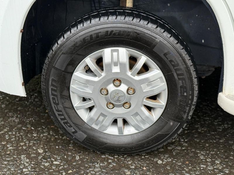 2011 Auto-Sleepers Broadway EL