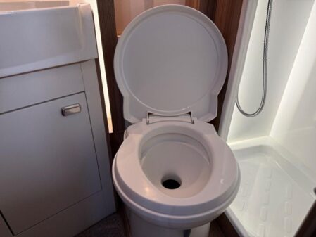 2020 Bessacarr BESSACAR 562