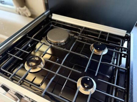 2020 Bessacarr BESSACAR 562