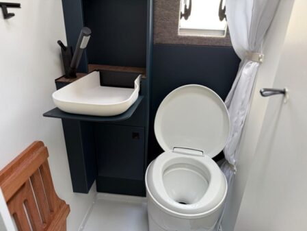 2025 Eriba Car 602 Silver
Cognac