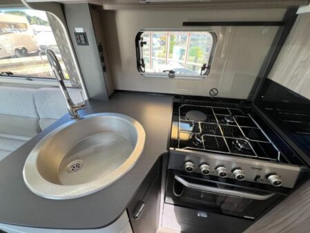 2024 Swift Escape 694