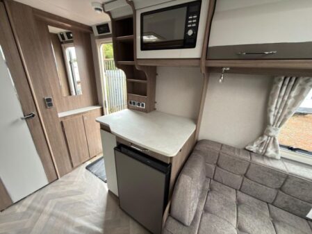 2026 Coachman VIP 460