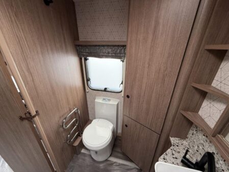 2025 Coachman Acadia 460