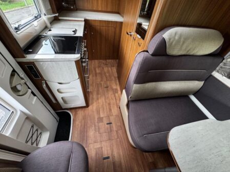 2017 Hymer B-Class 444 DL