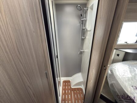 2025 Swift Escape 694
Incl Awning