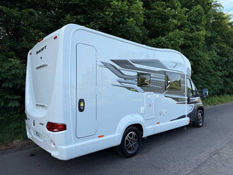 2025 Swift Escape 640