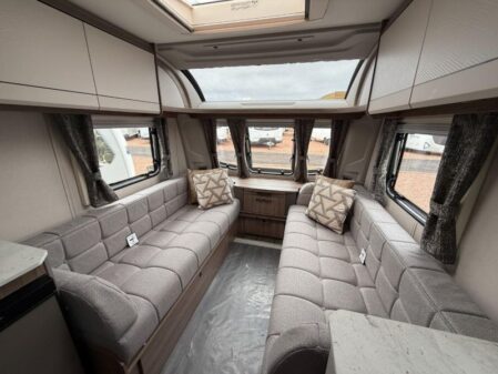2025 Coachman Acadia 460
