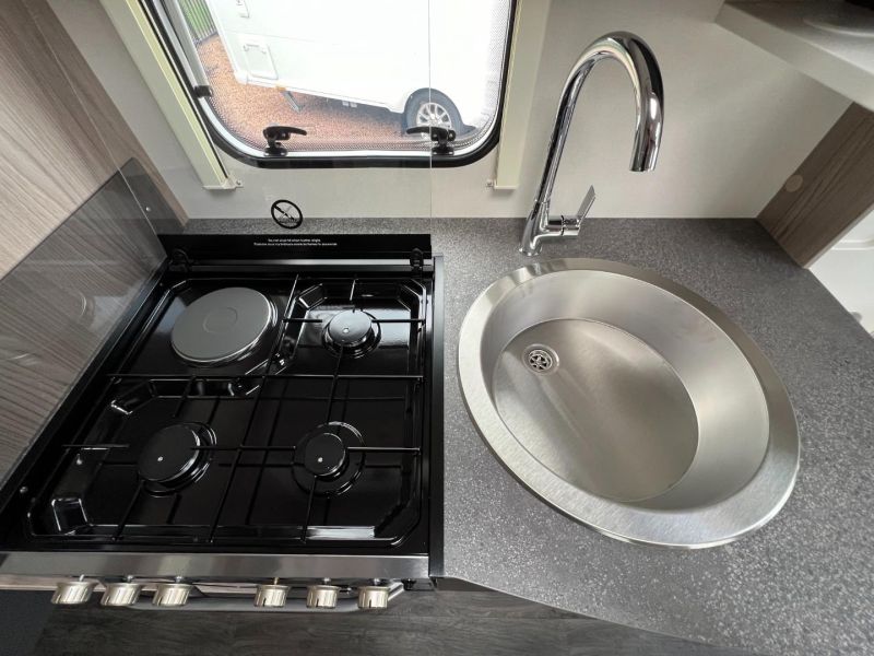 2025 Swift Sprite Quattro FB Grande