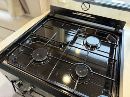 2024 Elddis Platinum Accordo 120