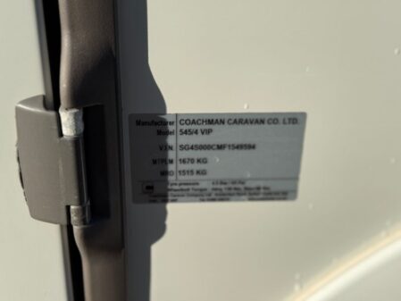 2015 Coachman VIP 545
Incl Mover