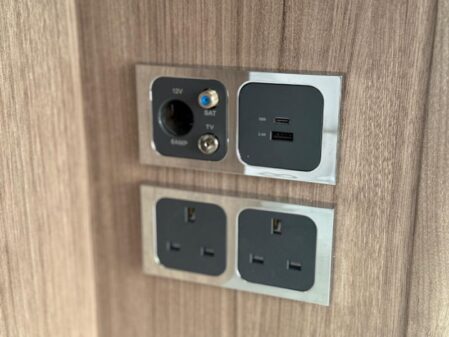 2026 Coachman VIP 565