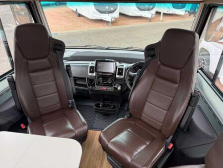 2019 Niesmann and Bischoff Niesmann Bischoff Arto 88