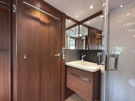 2019 Niesmann and Bischoff Niesmann Bischoff Arto 88