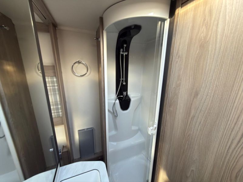 2025 Swift Challenger 560 SE