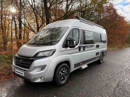 2017 Auto-Trail V-line SE 636