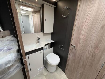 2024 Swift Escape 684