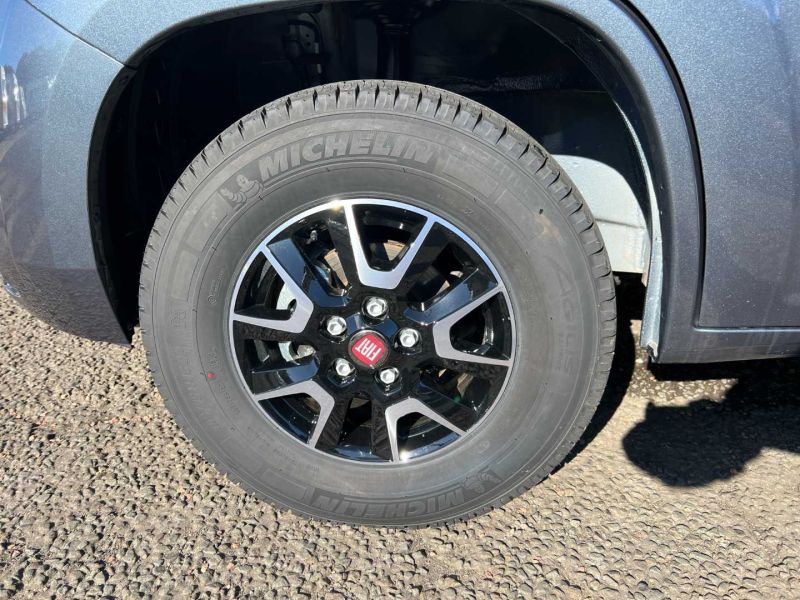 2024 Swift Escape 694