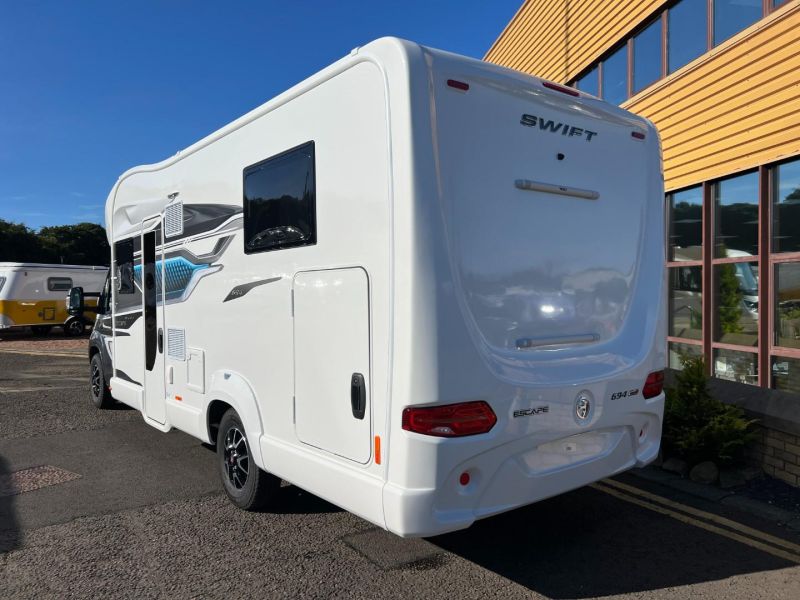 2024 Swift Escape 694
