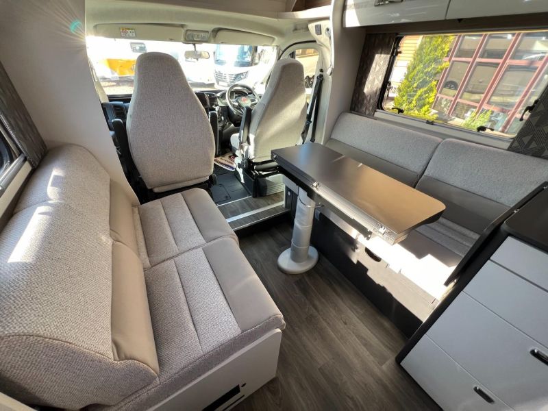 2024 Swift Escape 694