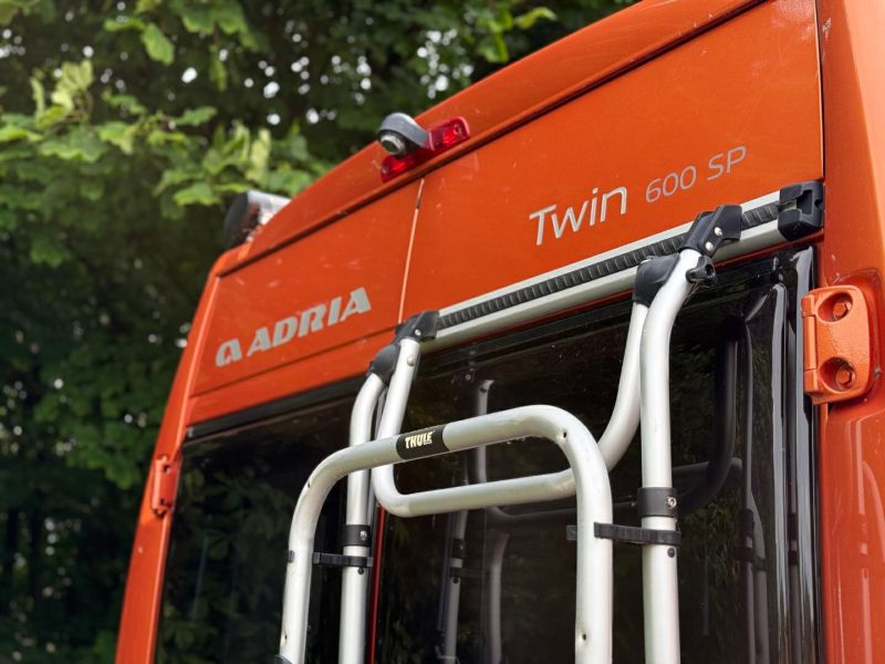 2018 Adria Twin 600 SP
Manual 150HP