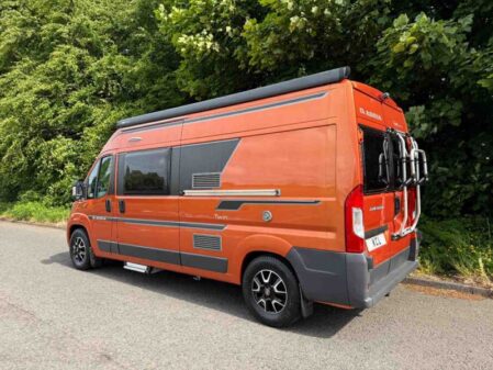 2018 Adria Twin 600 SP
Manual 150HP