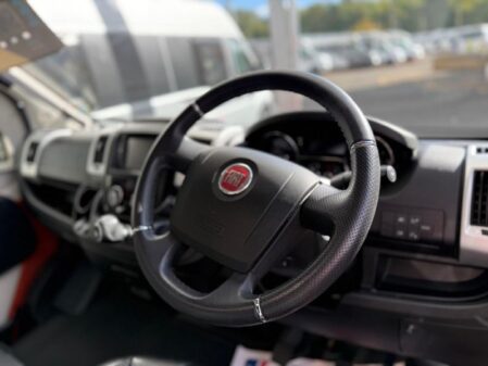 2018 Adria Twin 600 SP
Manual 150HP