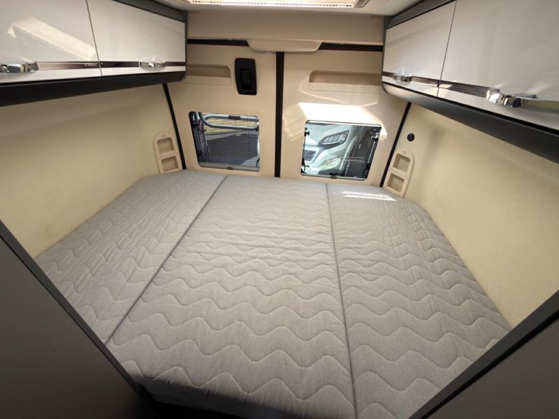 2018 Adria Twin 600 SP
Manual 150HP