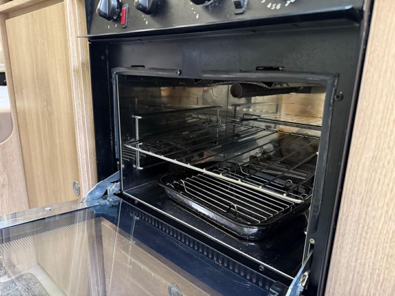 2019 Elddis Platinum CV40