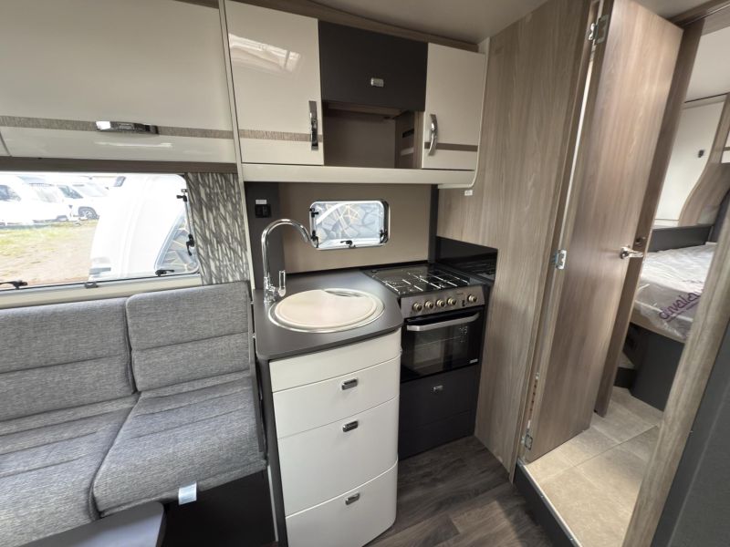 2025 Swift Escape 694
Incl Awning