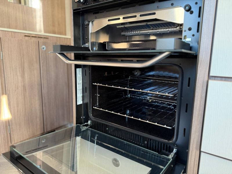 2026 Coachman VIP 520