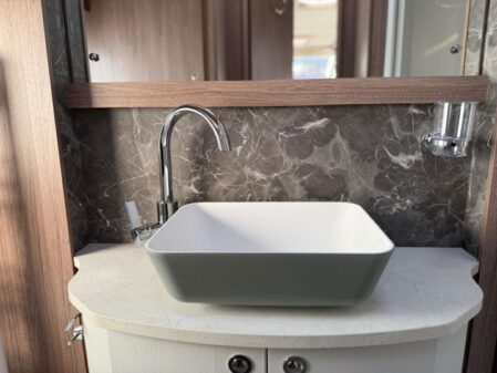 2026 Coachman VIP 520