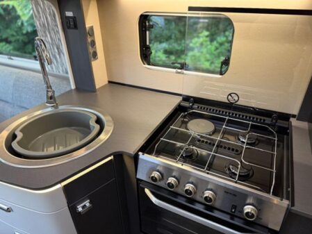 2025 Swift Escape 640