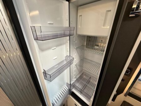 2025 Swift Escape 640