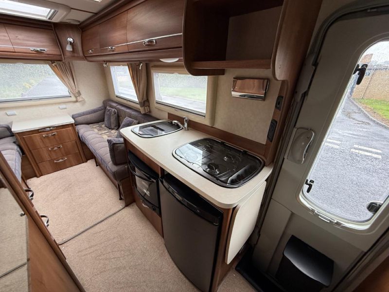 2011 Auto-Sleepers Broadway EL