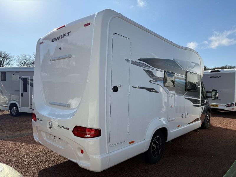 2022 Swift Escape 640