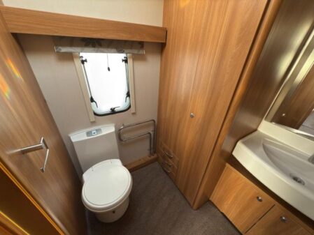 2014 Swift Conqueror 480
Incl Mover