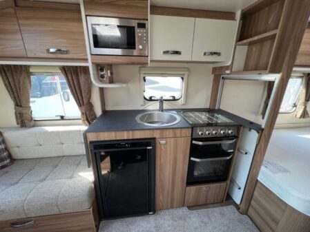 2022 Swift Sprite Alpine 4
Incl Mover