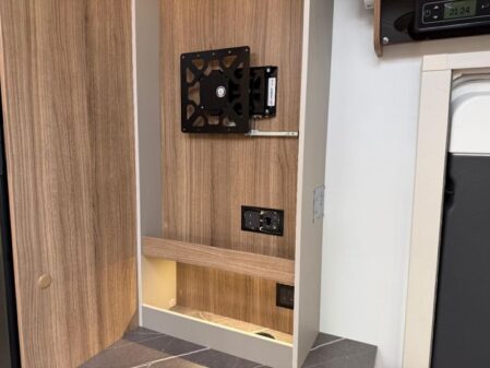 2026 Bailey Autograph 72-2