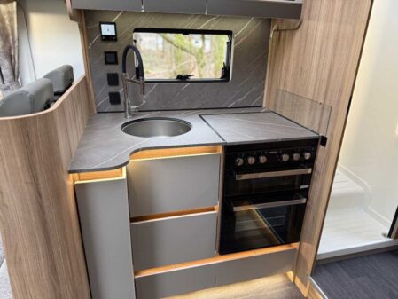 2026 Bailey Autograph 79-4T