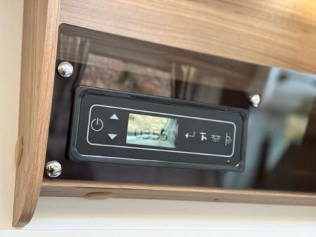 2026 Bailey Autograph 79-4T