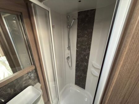 2026 Coachman VIP 565