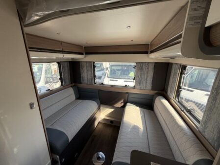 2025 Swift Ascari 344 Auto