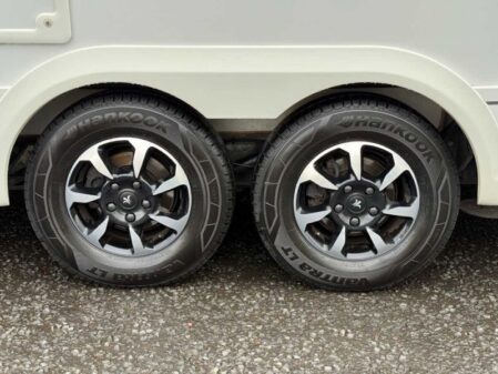 2019 Niesmann and Bischoff Niesmann Bischoff Arto 88 EK