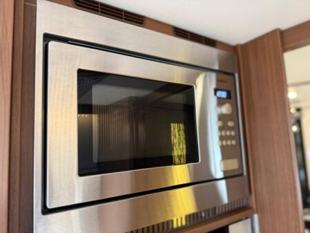 2019 Niesmann and Bischoff Niesmann Bischoff Arto 88 EK