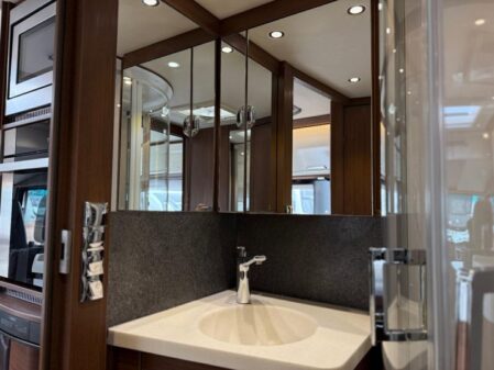 2019 Niesmann and Bischoff Niesmann Bischoff Arto 88 EK