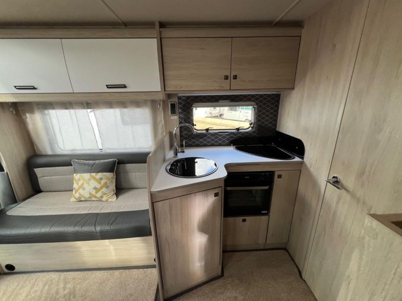 2021 Auto-Trail Tribute F60