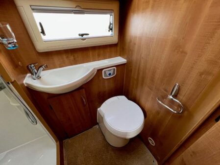 2010 Auto-Trail Apache 700 SE