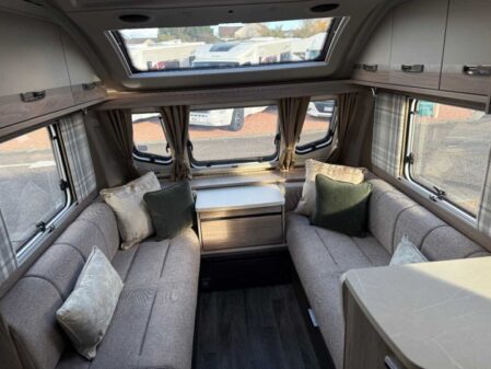 2025 Swift Challenger 560 SE