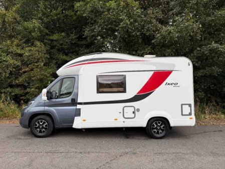 2016 Burstner Ixeo Time Sovereign 586